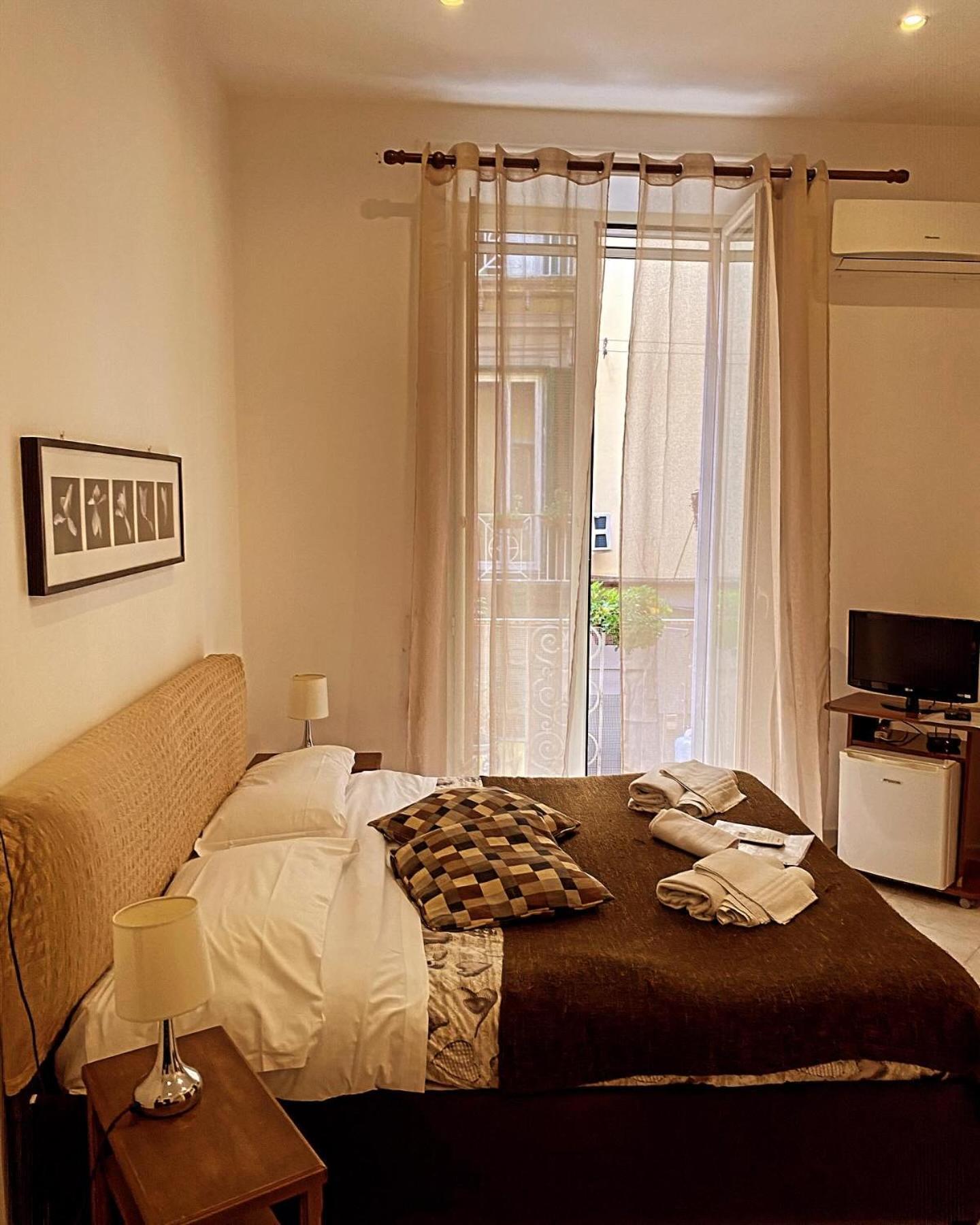 Couette-café Plebiscito 3*