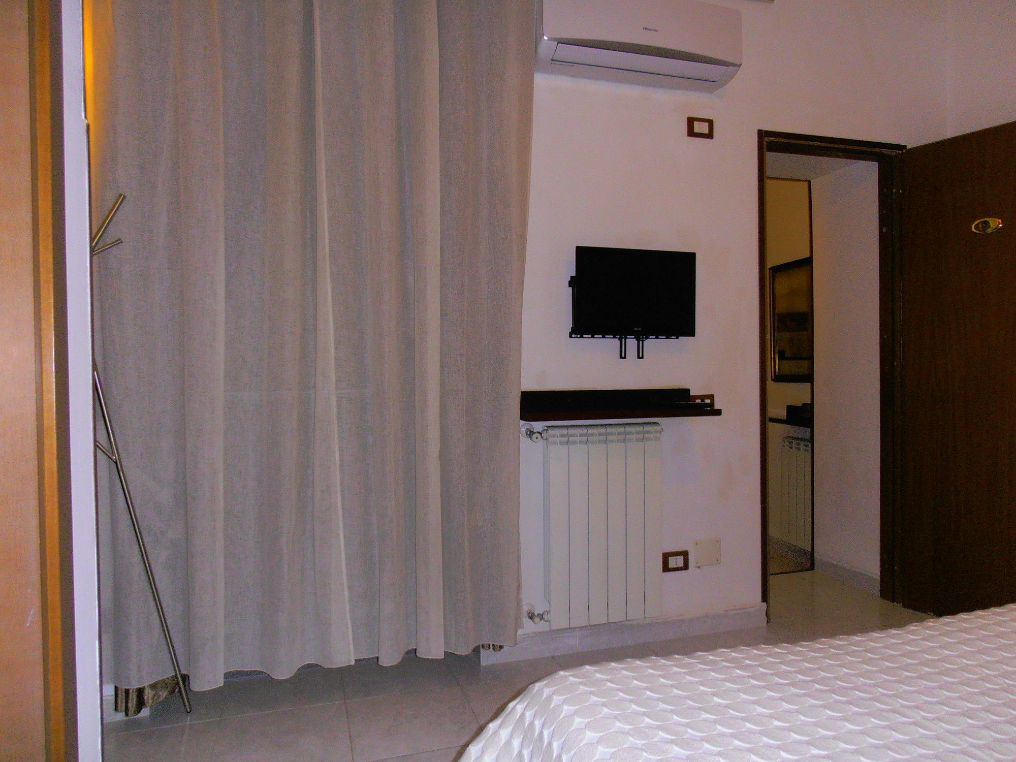 Plebiscito 3* Naples